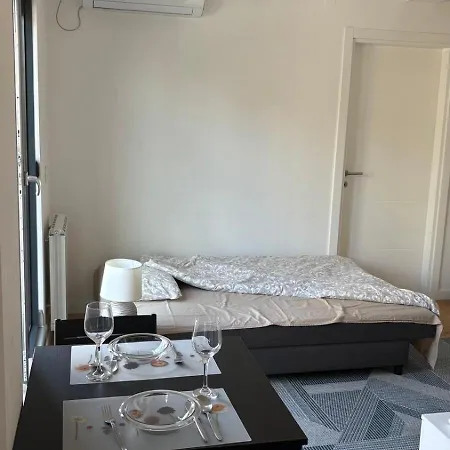 Terrace * Βελιγράδι